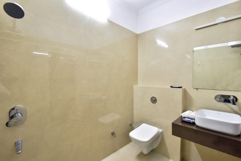 Hotel Royal Place, Tarn Taran