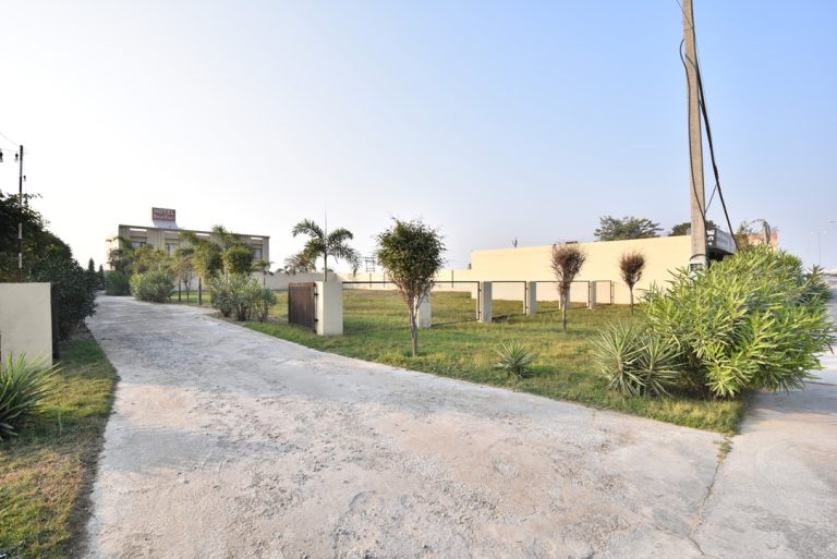 Hotel Royal Place, Tarn Taran